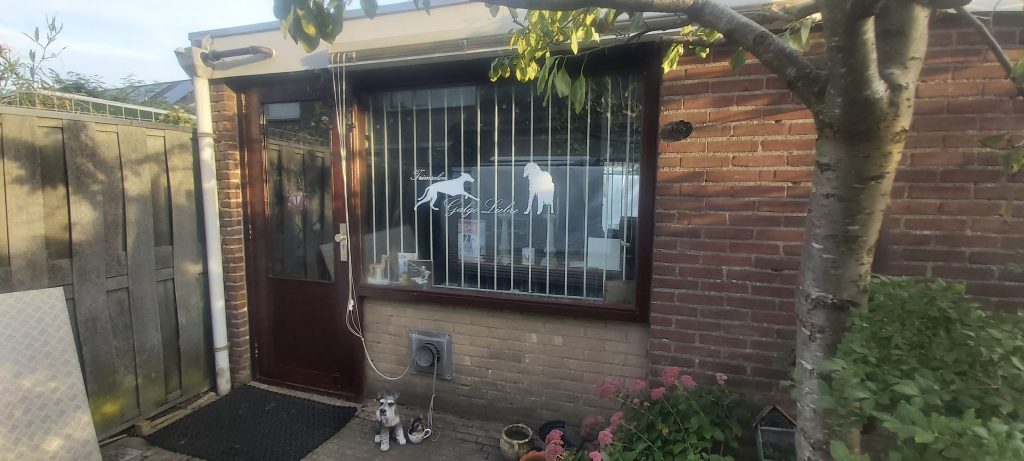 Hondentrimsalon Galgo Liebre buitenkant